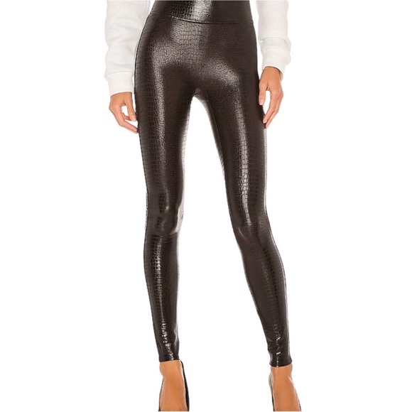 LIKE NEW SPANX high waisted faux leather crocodile leggings - Picture 1 of 15
